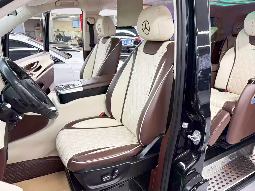 Mercedes-Benz Vito 2020 — фото 18