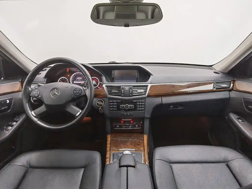 Mercedes-Benz E-Class 2013