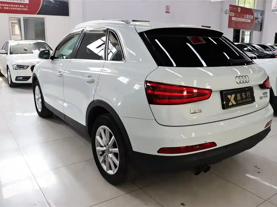 Audi Q3 2014