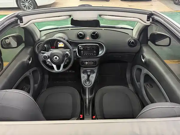 smart fortwo 2018