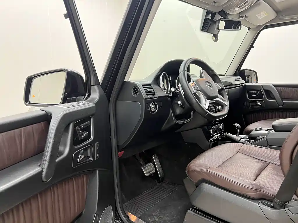 Mercedes-Benz G-Class 2016 — фото 10
