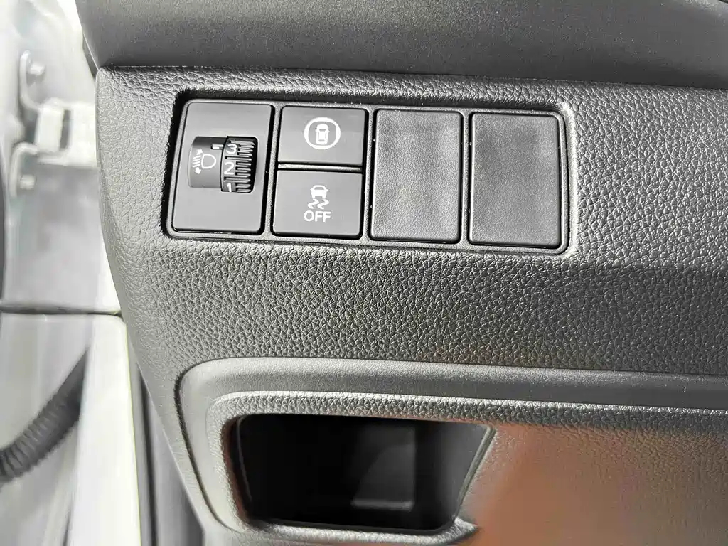 Honda Vezel 2024 — фото 10
