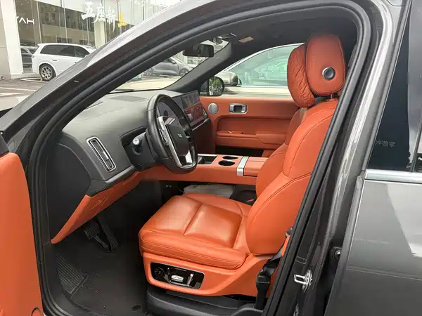 Li Auto L8 2023