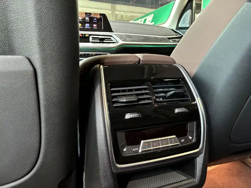 BMW X7 2020 — фото 10