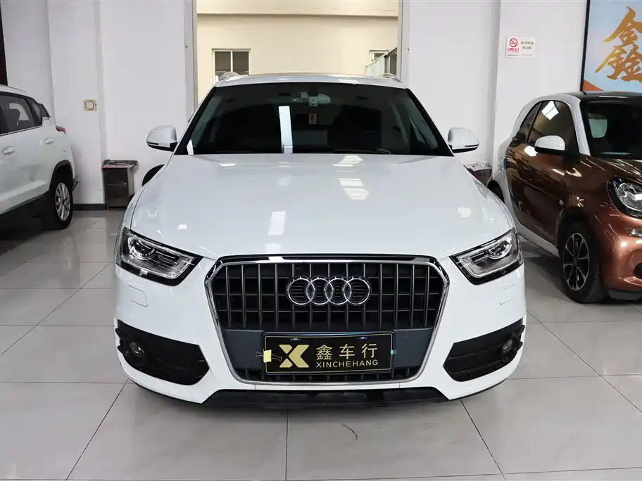 Audi Q3 2014