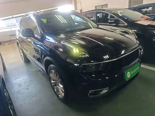 Lynk & Co 01 2018