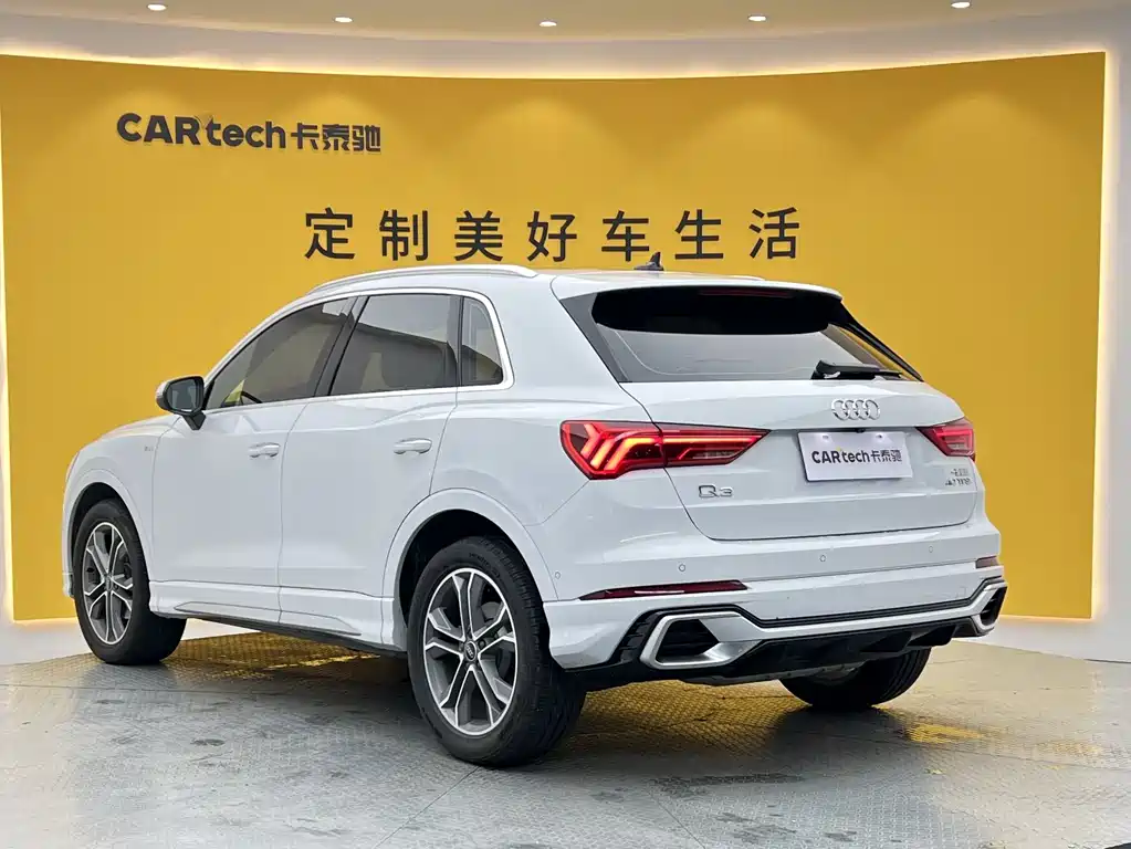 Audi Q3 2024 — фото 28