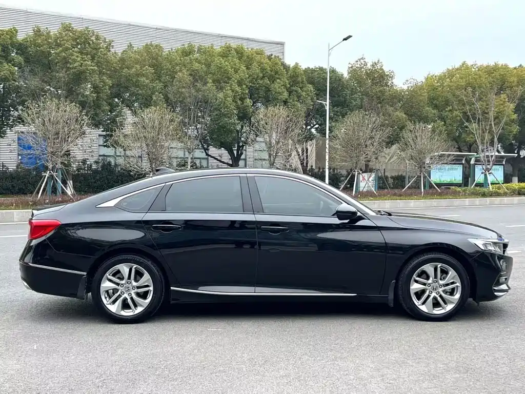 Honda Accord 2021 — фото 3