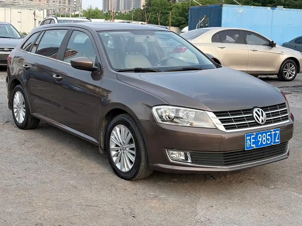 Volkswagen Gran Lavida 2014