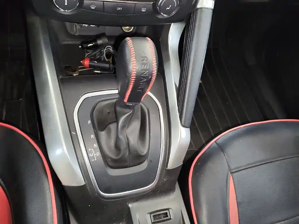 Renault Kadjar 2018 — фото 14