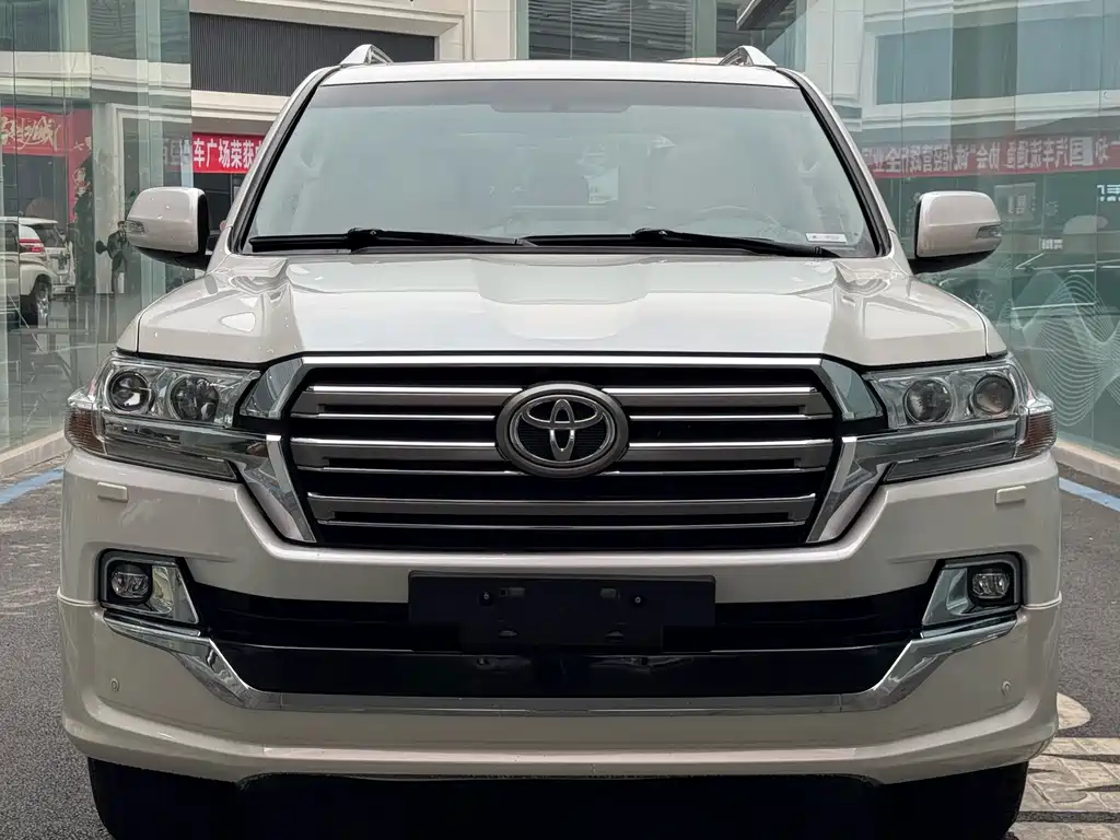 Toyota Land Cruiser 2019 — фото 2