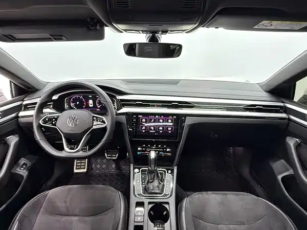 Volkswagen CC 2025