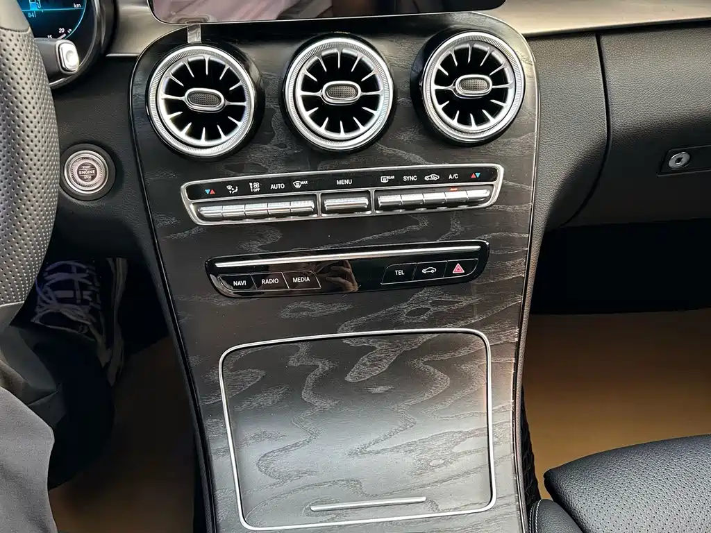 Mercedes-Benz C-Class 2020 — фото 7