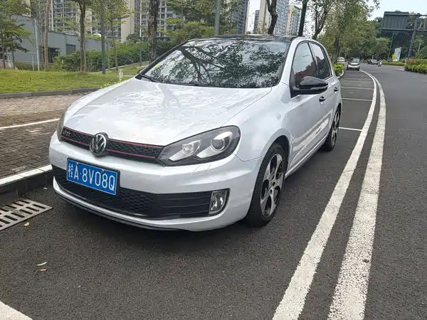 Volkswagen Golf GTI 2012
