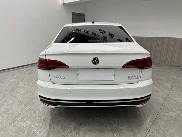 Volkswagen Bora 2023
