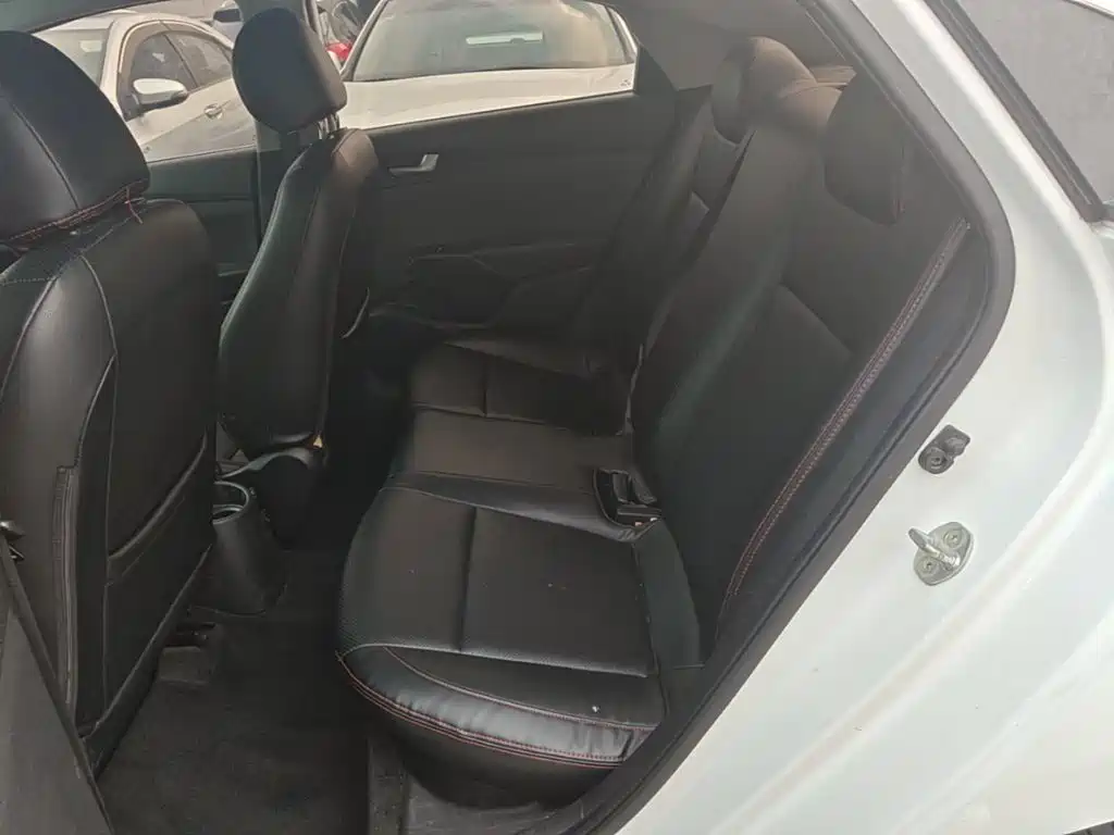 Hyundai Verna 2019 — фото 17