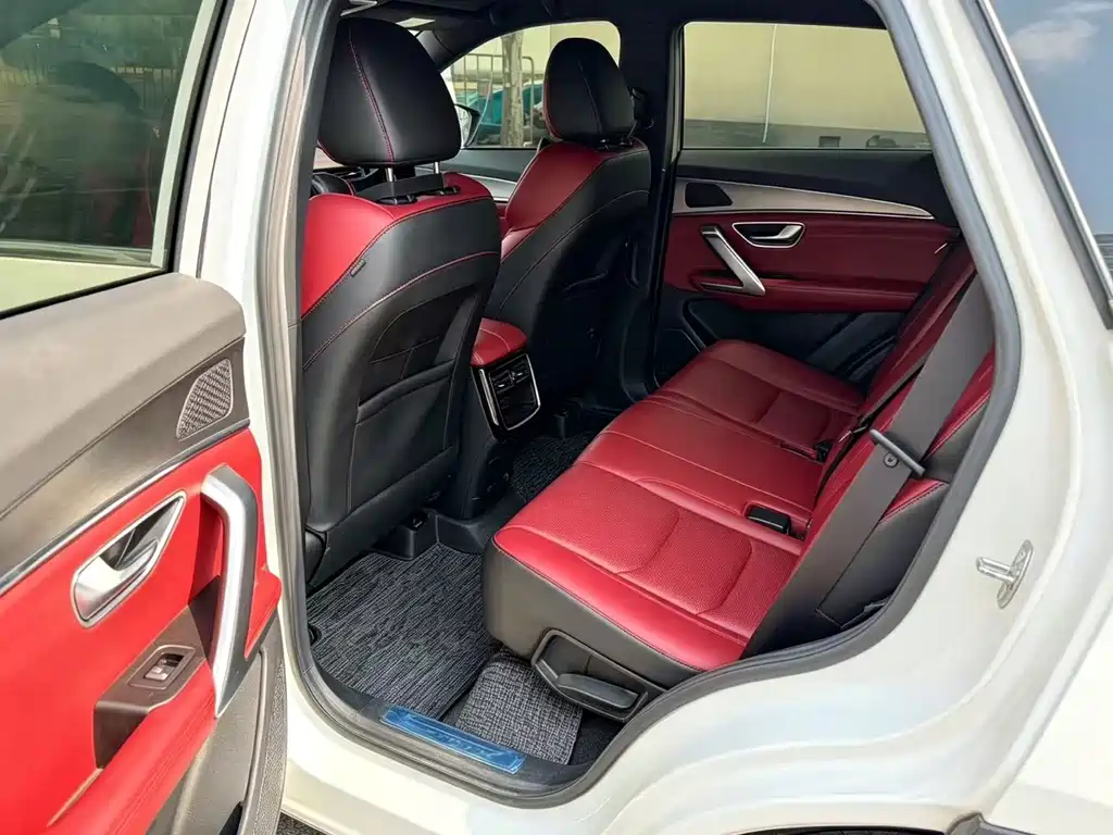 Jetour X70 PLUS 2021