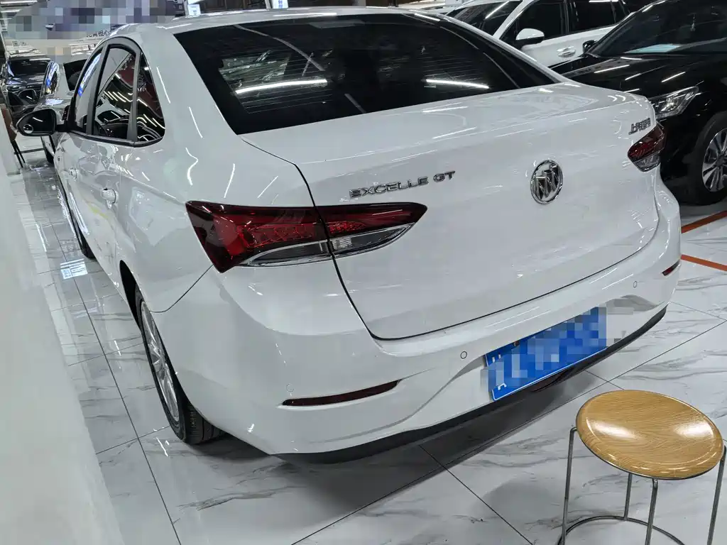 Buick Excelle 2021