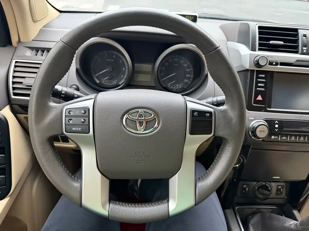 Toyota Prado 2016 — фото 21