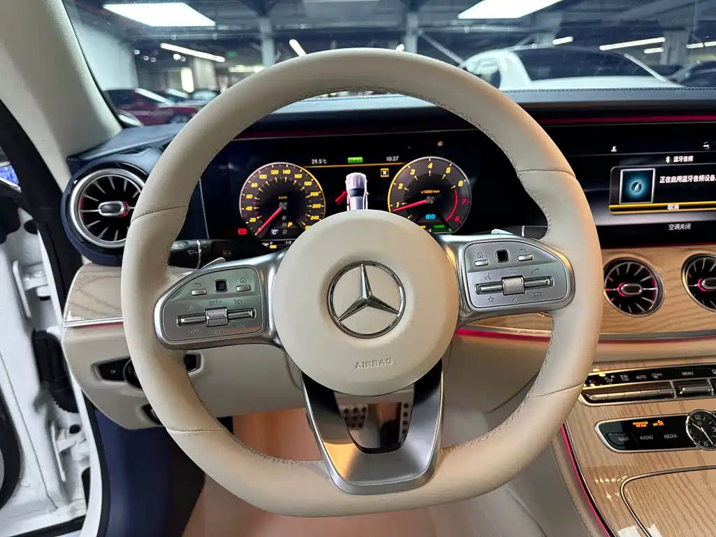 Mercedes-Benz E-Class 2020 — фото 9