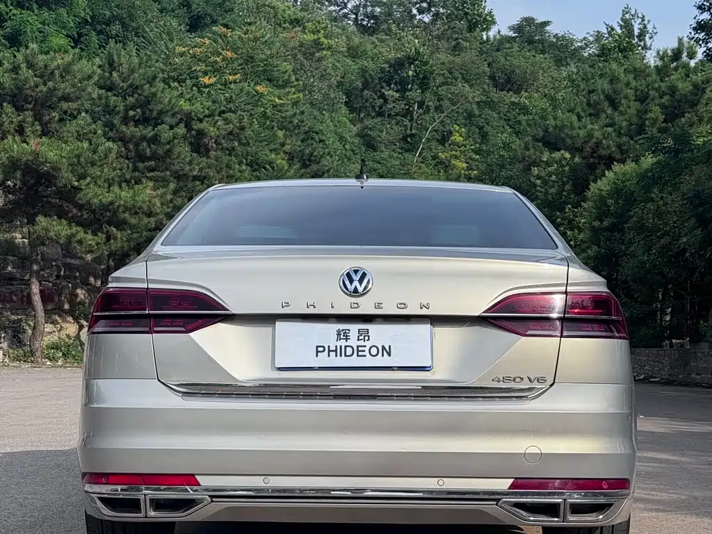 Volkswagen Phideon 2018 — фото 5