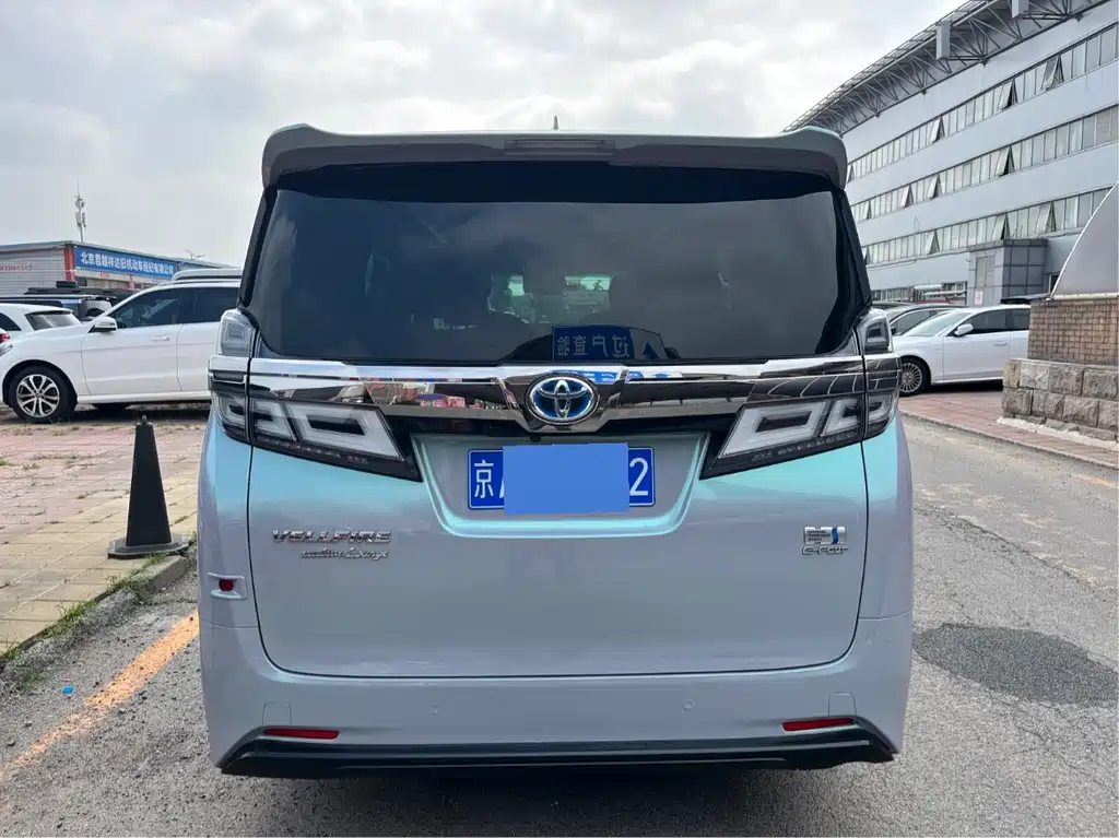 Toyota Vellfire 2021