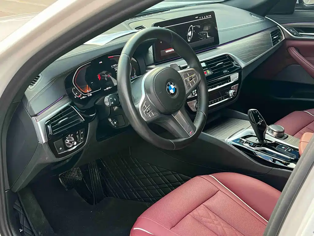 BMW 5 Series 2023 — фото 4