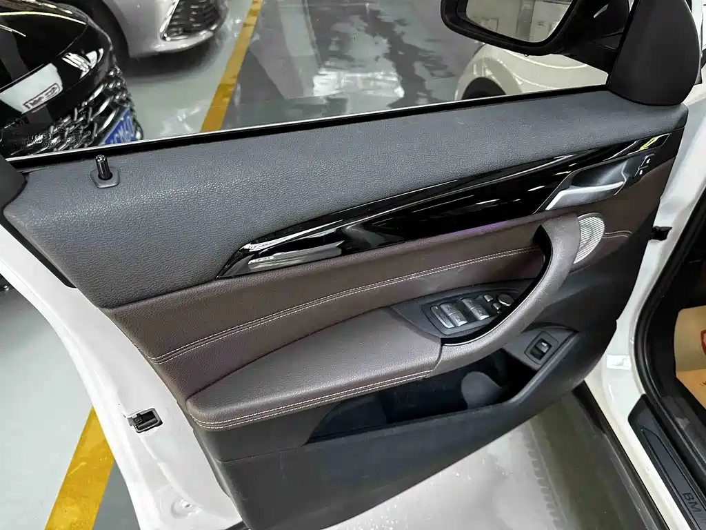 BMW X1 2021 — фото 14