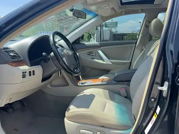 Toyota Camry 2010