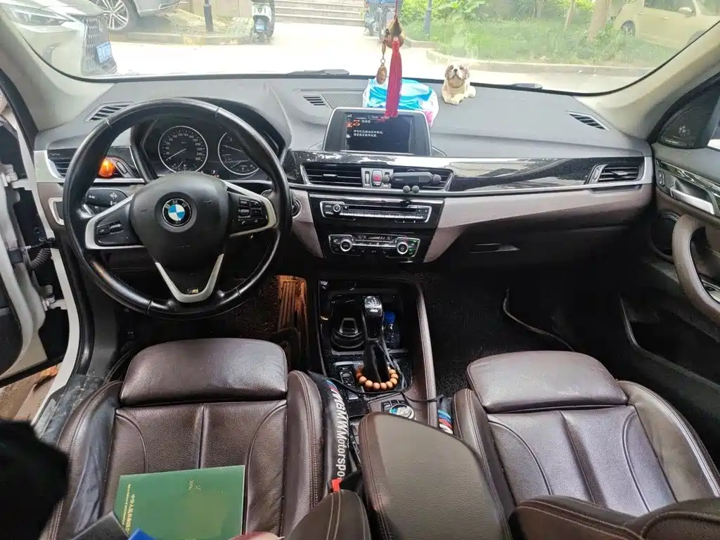 BMW X1 2016 — фото 12