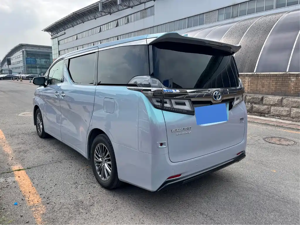 Toyota Vellfire 2021
