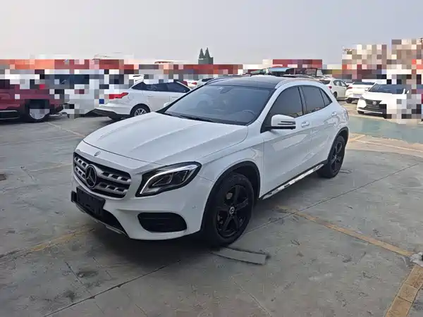 Mercedes-Benz GLA 2019
