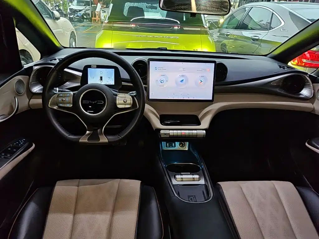 BYD Dolphin 2024 — фото 10