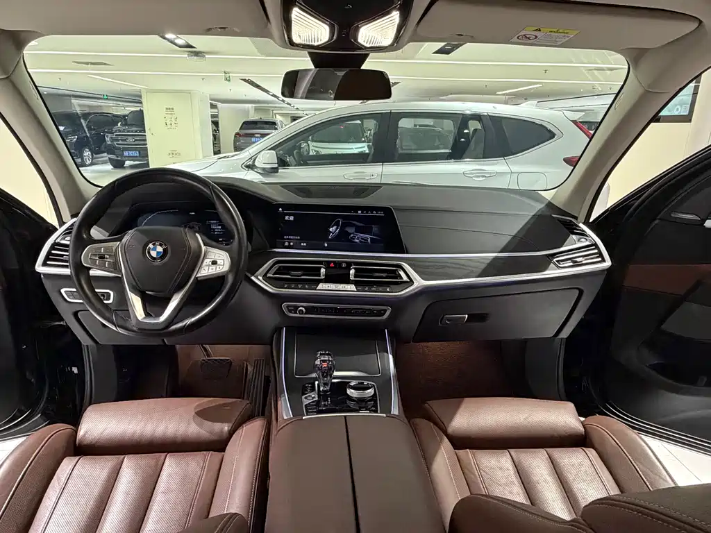 BMW X7 2022 — фото 8