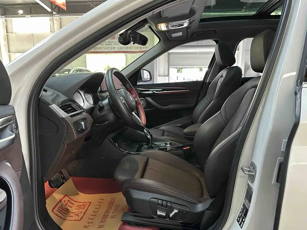 BMW X1 2022 — фото 12