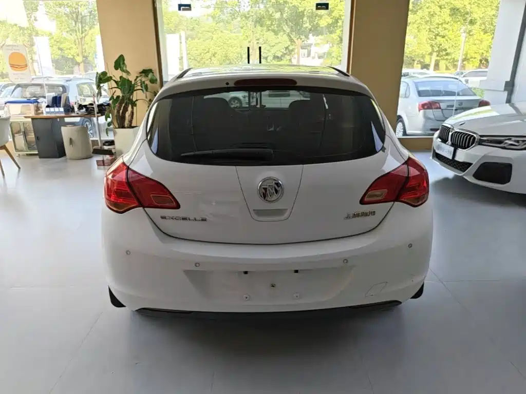 Buick Excelle 2016