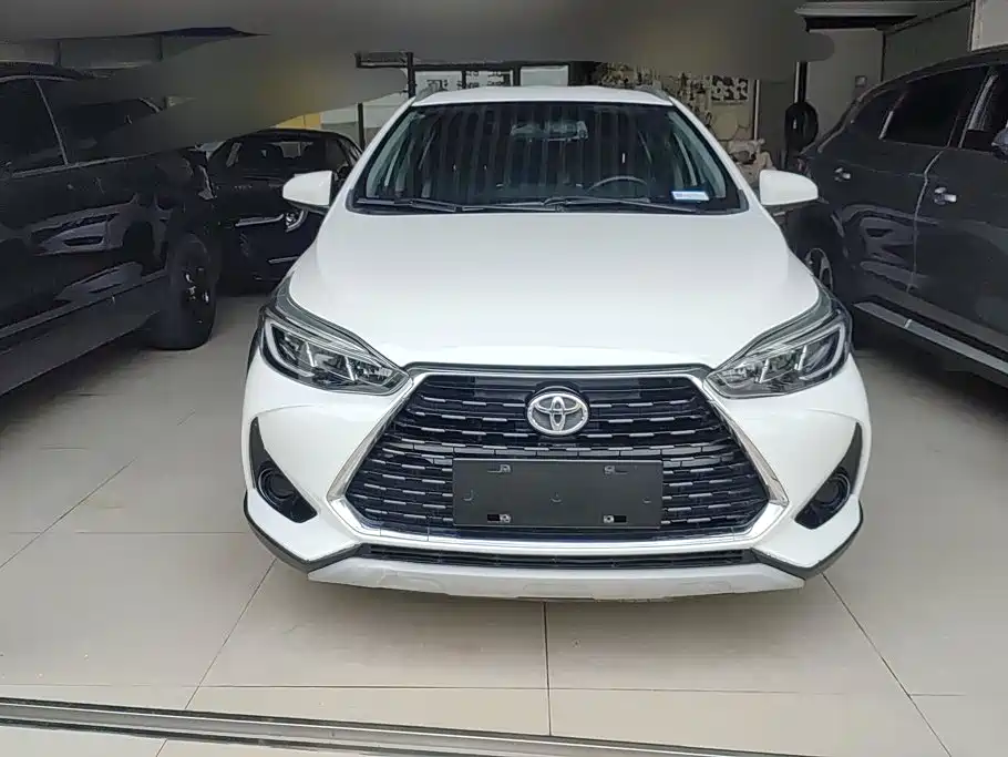 Toyota Yaris L 2020 — фото 2