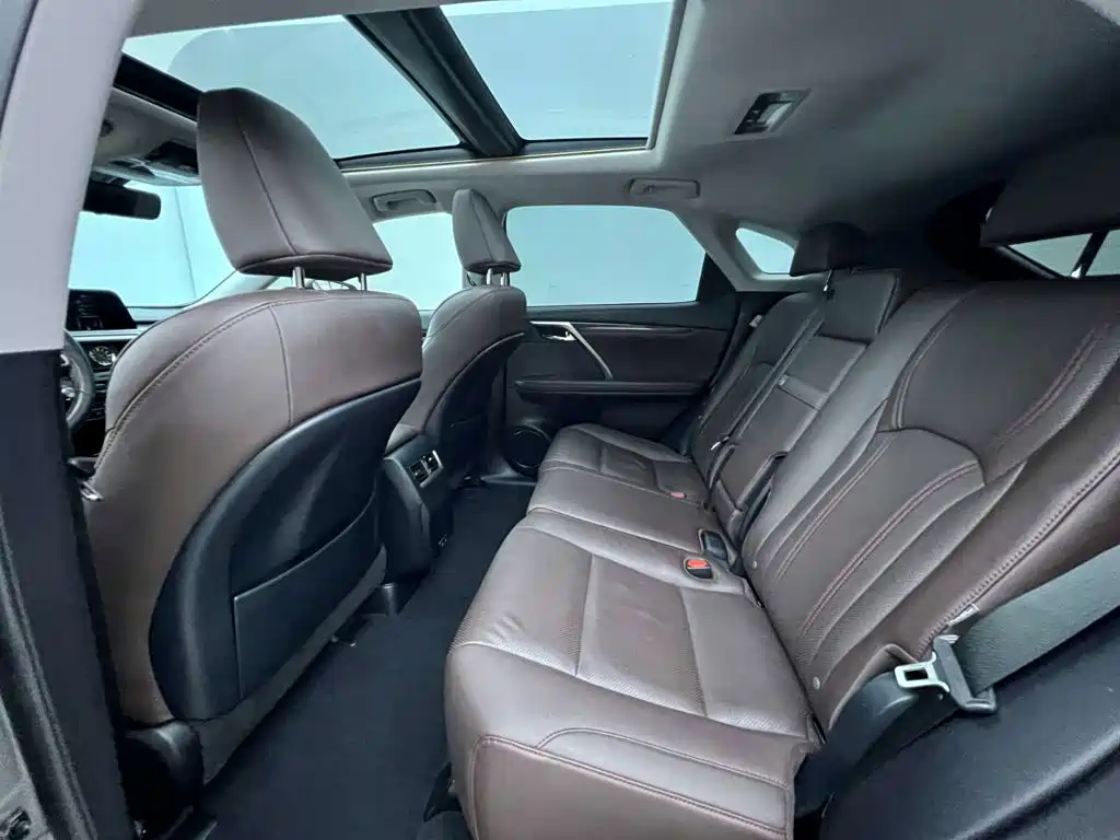 Lexus RX 2022 — фото 14