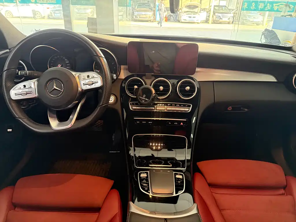 Mercedes-Benz C-Class 2019 — фото 9