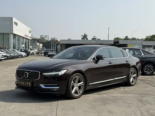 Volvo S90 2020