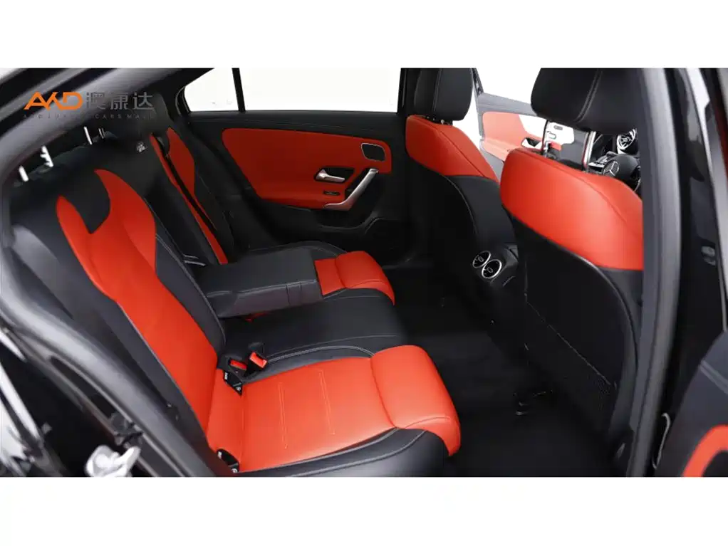 Mercedes-Benz A-Class AMG 2025 — фото 8