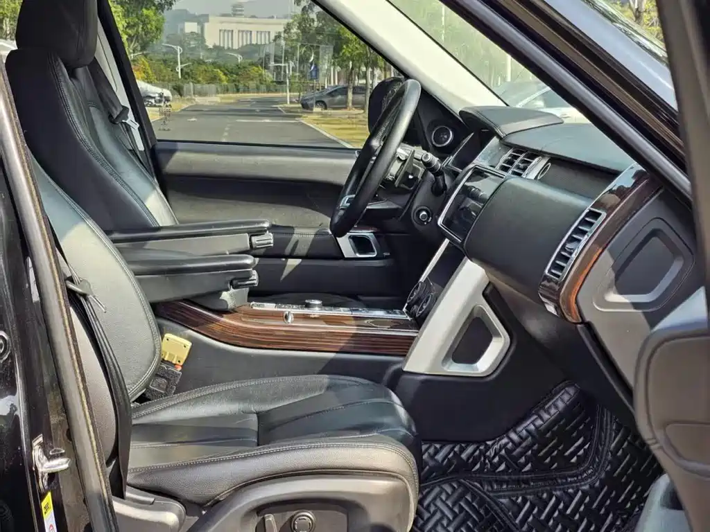 Land Rover Range Rover 2017 — фото 14