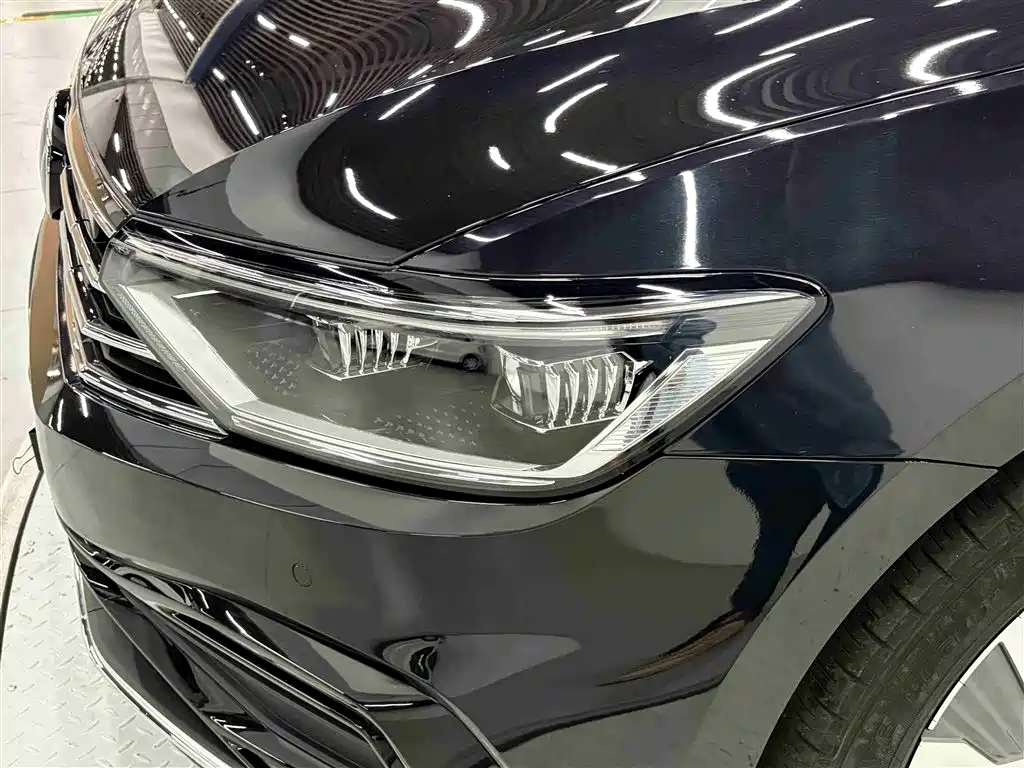Volkswagen Magotan GTE PHEV 2022 — фото 9