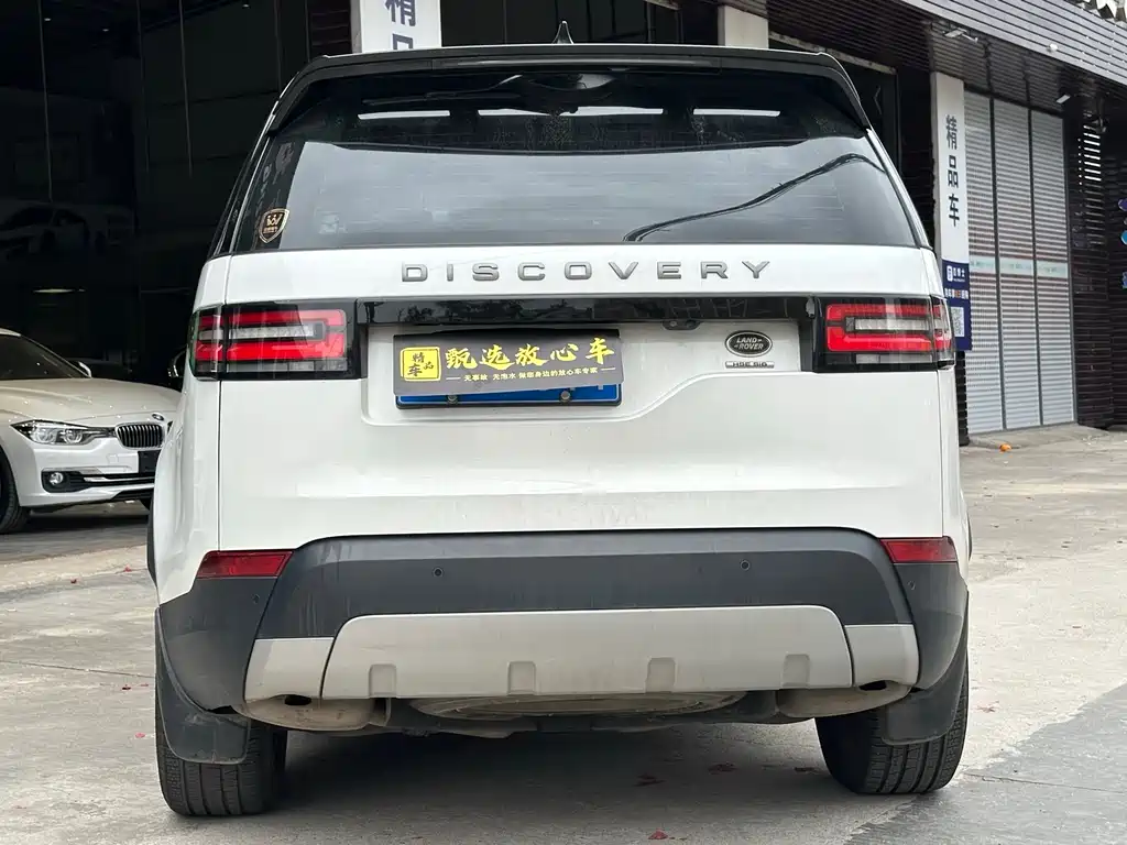 Land Rover Discovery 2017 — фото 5