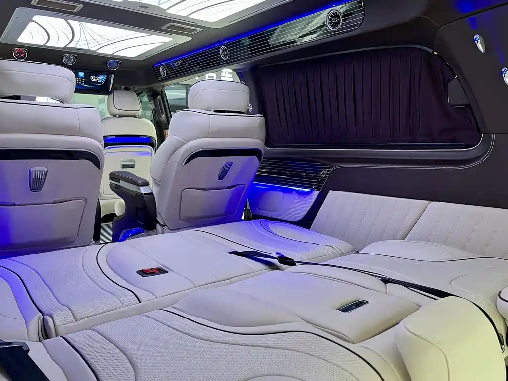 Mercedes-Benz Vito 2023 — фото 10