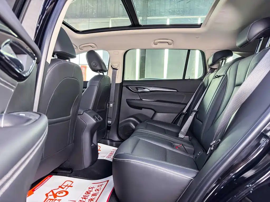 Buick Envision Plus 2023 — фото 9