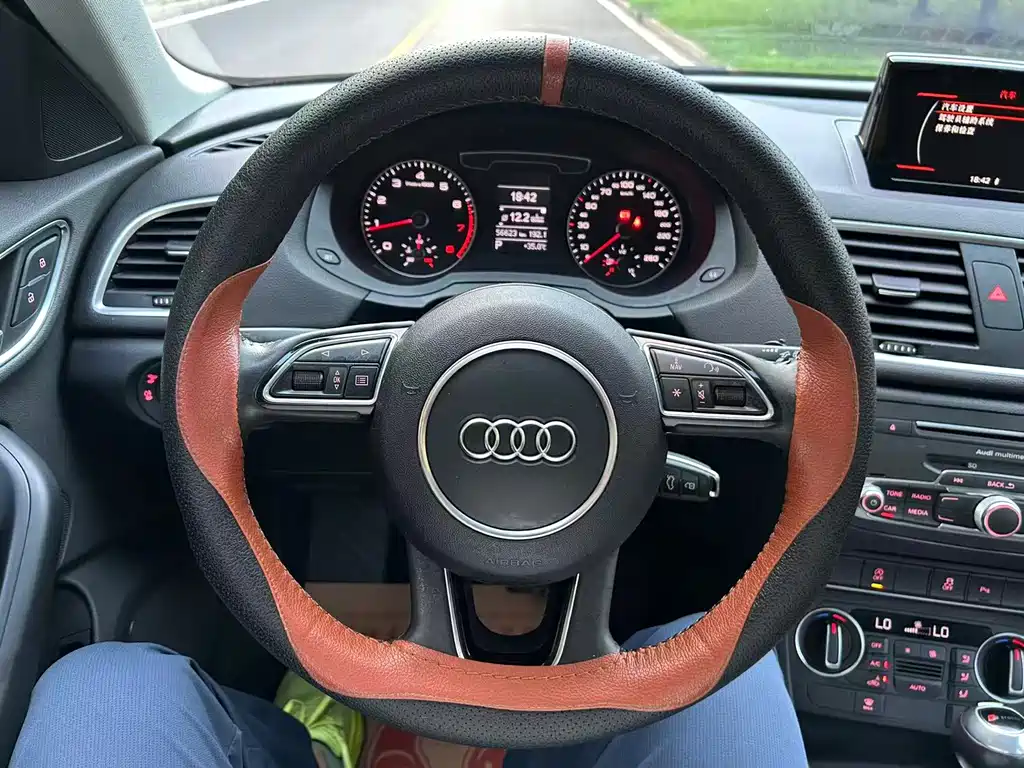 Audi Q3 2018 — фото 6
