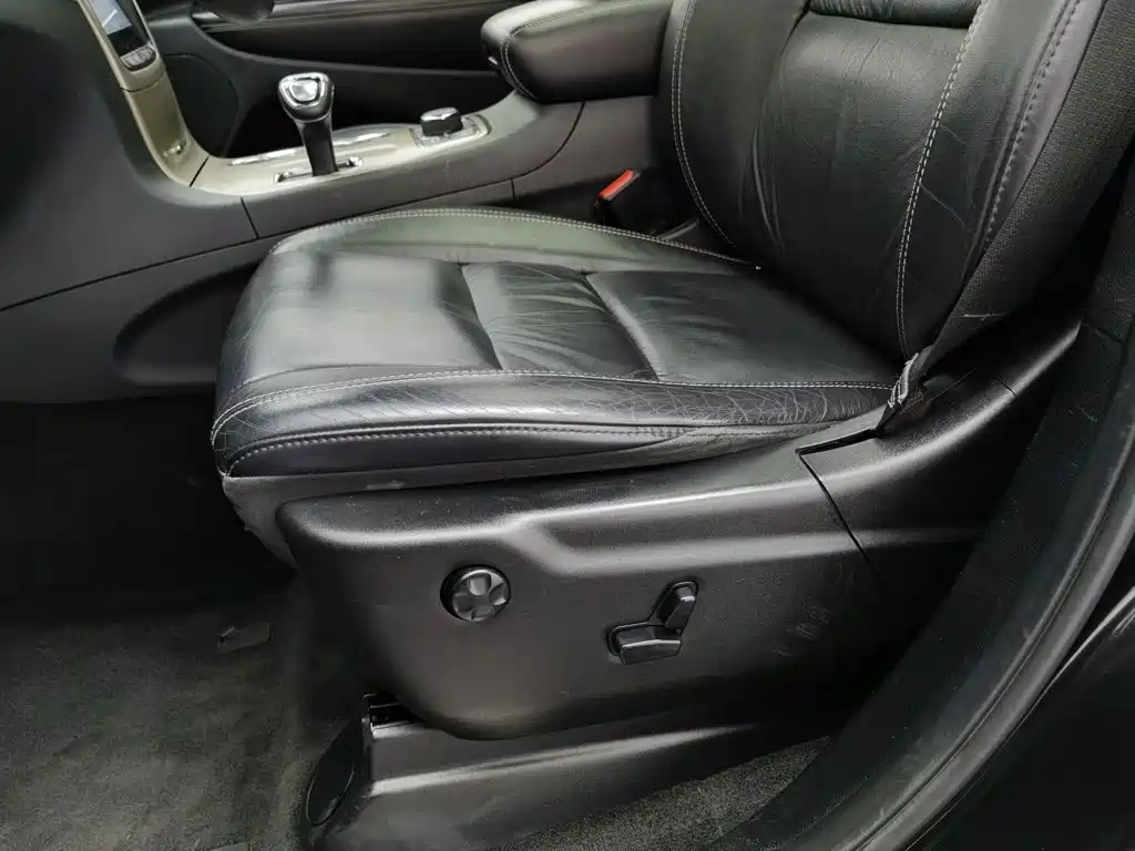 Jeep Grand Cherokee 2014 — фото 20