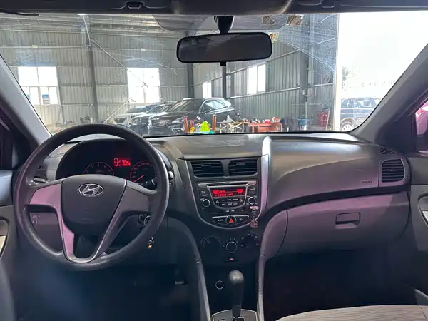 Hyundai Accent 2016