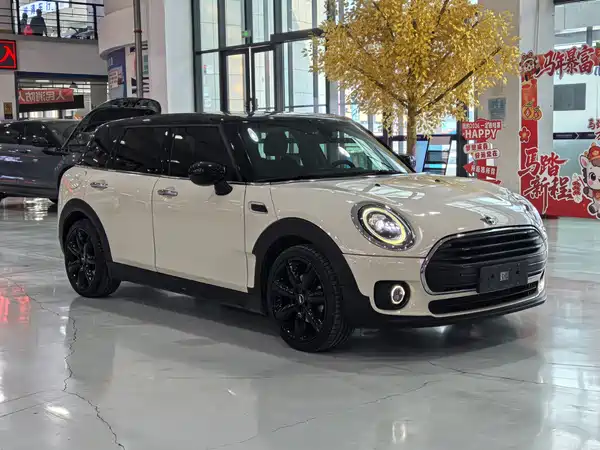 MINI Clubman 2021